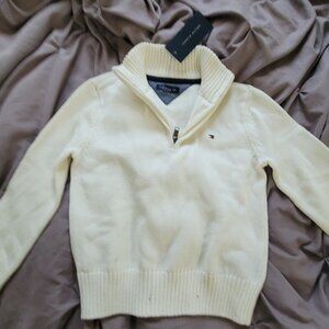 Tommy Hilfigure Toddler Sweater Snow White  size 4